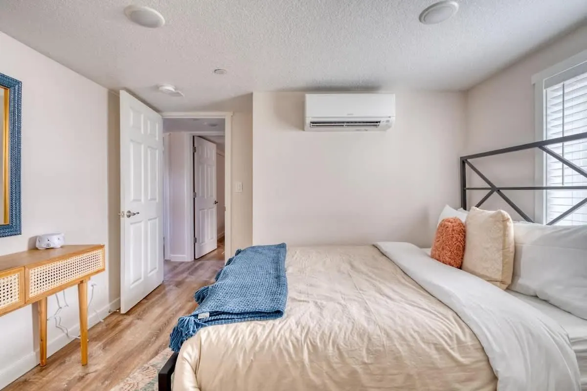 Stay Portland - Vibrant Portland Getaway, Chic Flat 0*,