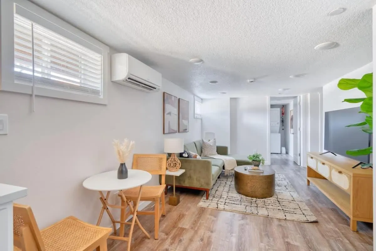 Stay Portland - Vibrant Portland Getaway, Chic Flat Dom wakacyjny